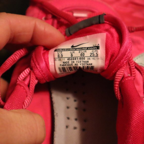 Pink Nike Shoe - Picture 4 of 4